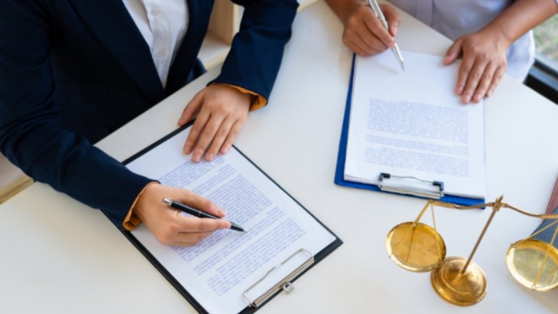 divorce mediation attorney